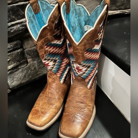 Ariat Teal and Black Leather Western Boots - Picture 13 of 13